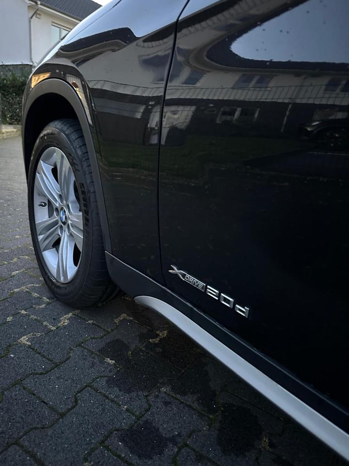 BMW X1 20d xDrive Navi Tausch bmw x3, x5, E-klasse, VW Tiguan in Weyhe
