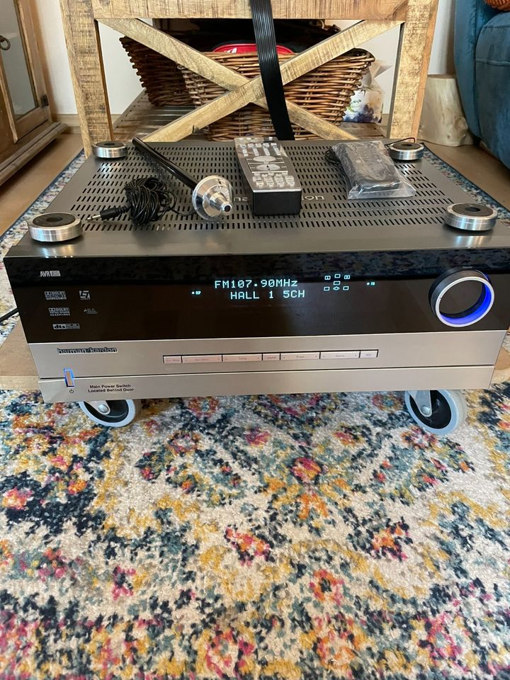 Bosse Acoustimass 6 III 5.1 Heimkino + Harman Kardon AVR 435 in Bischofsheim