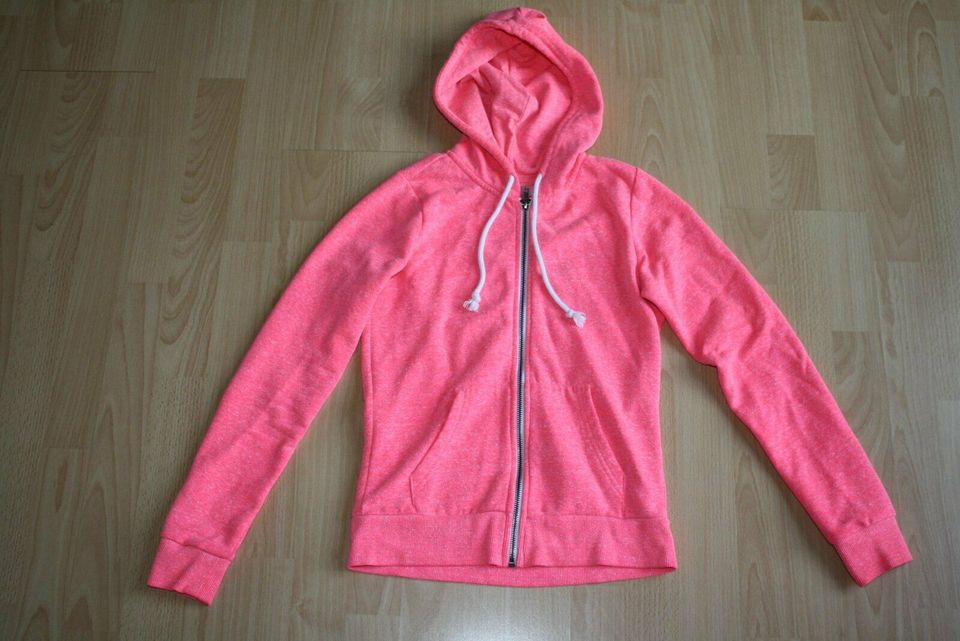 Strickjacke pink - Divided - Gr. XS in Filderstadt