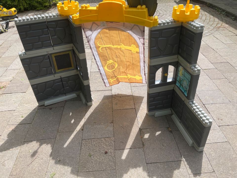 Spielzeugburg Lego Garten Mega Bloks Giant Adventure Castle in Pyrbaum