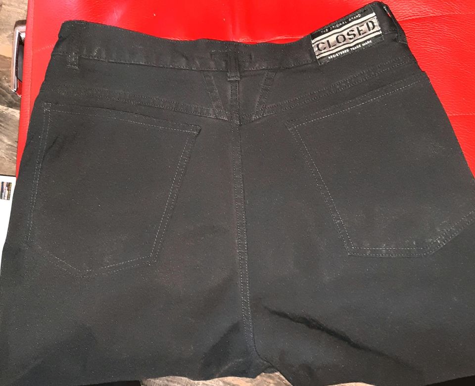 CLOSED Pedal long, superstretch high waist ca 38 /40 schwarz in Bergisch Gladbach