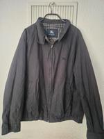Burberry Luxus Jacke . Größe XL. NP 655€ Hessen - Bad Soden am Taunus Vorschau