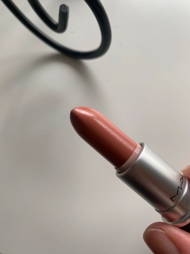 MAC - Honeylove, Lippenstift in Braunschweig