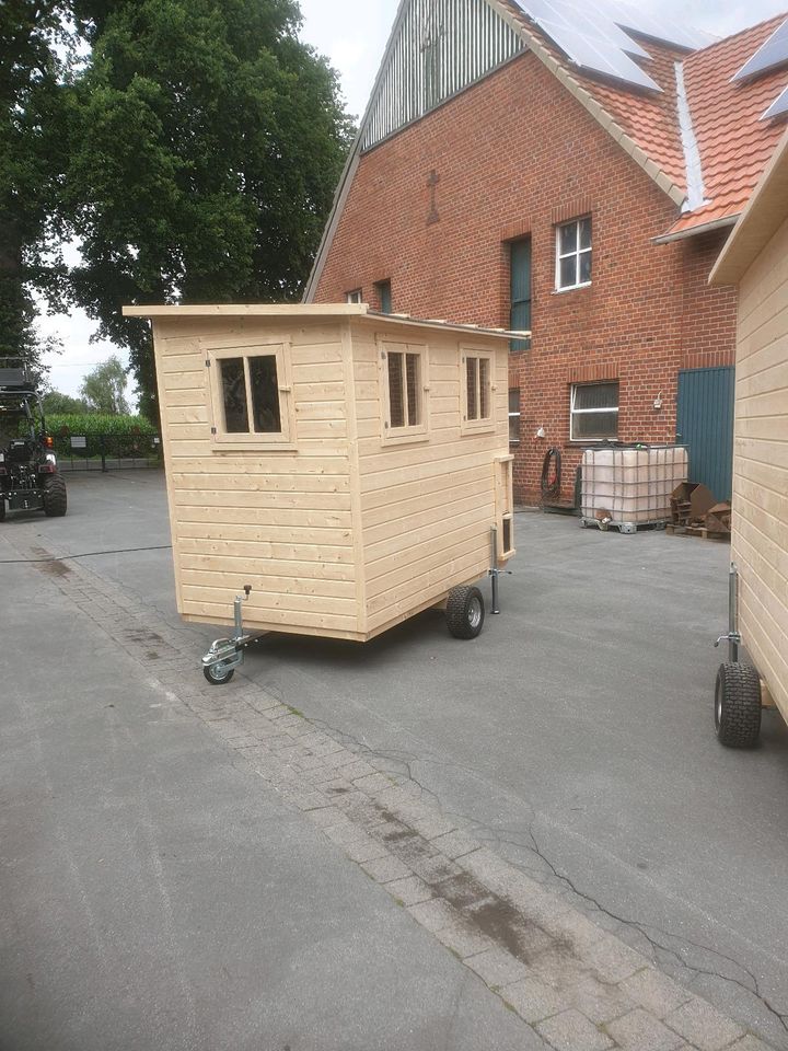 Hühnerhaus Hühnermobil Mobilstall Hühnerstall in Verl