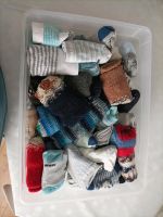 Kleiderpaket Socken verschiedene Größen Saarland - Blieskastel Vorschau
