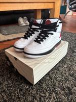 Nike Air  Jordan 2 Chicago.. Zustand siehe Bilder.  Größe 41. Rheinland-Pfalz - Battweiler Vorschau