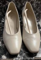 Pumps Gr.39 offwhite Bayern - Schernfeld Vorschau