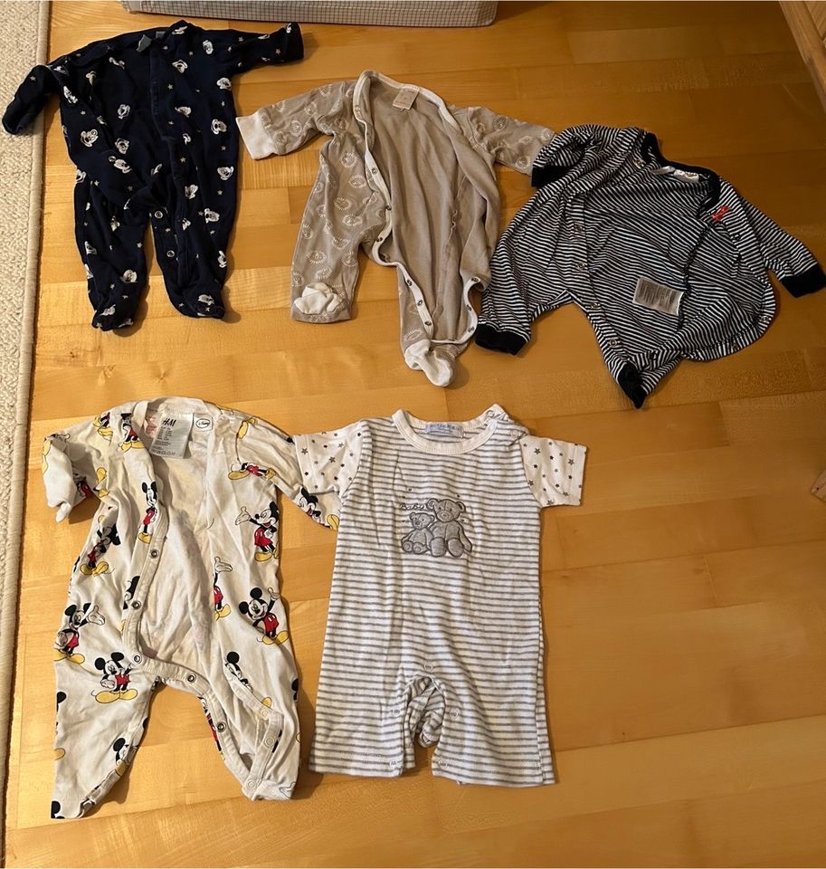 Kleiderpaket Baby 50/56 unisex 59 Teile in Ehrenburg