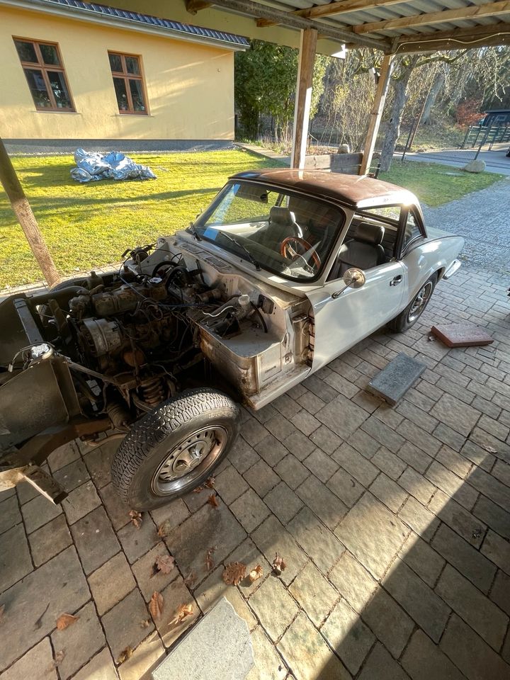 Triumph Spitfire 1500 Mk 4 Restaurationsprojekt in Ventschow