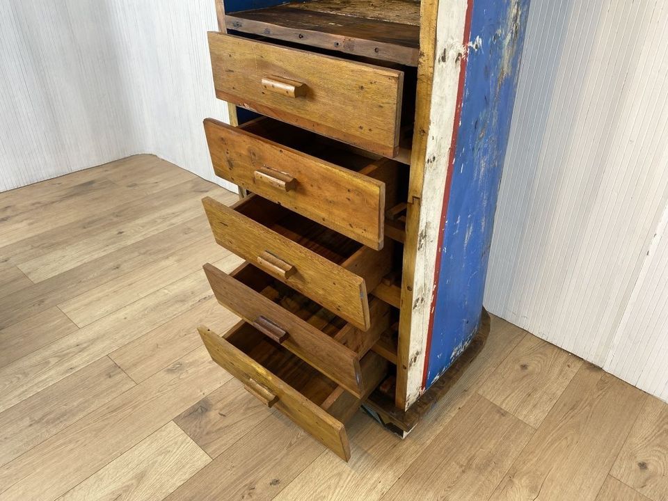 Boatwood by WMK # Besonders Regal mit Schubladen gebaut aus echtem Fischerboot , ein handgefertigtes Unikat aus massivem Teakholz # schmales Highboard Boot Eckregal Holzregal Bücherregal Bootsmöbel in Berlin