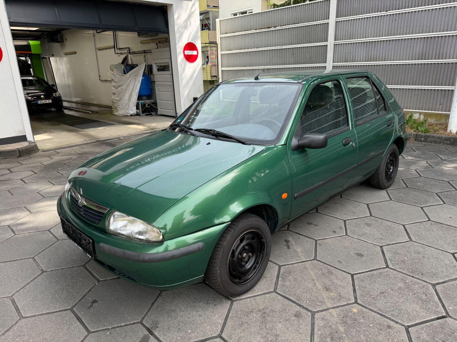 Abbildung des Autos Mazda 121 1.3 16 TÜV NEU…