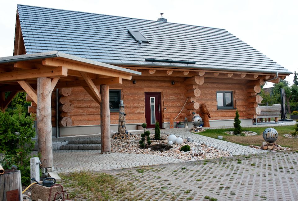 Naturstammhaus Blockhaus Massivhaus Holzhaus in Norderstedt