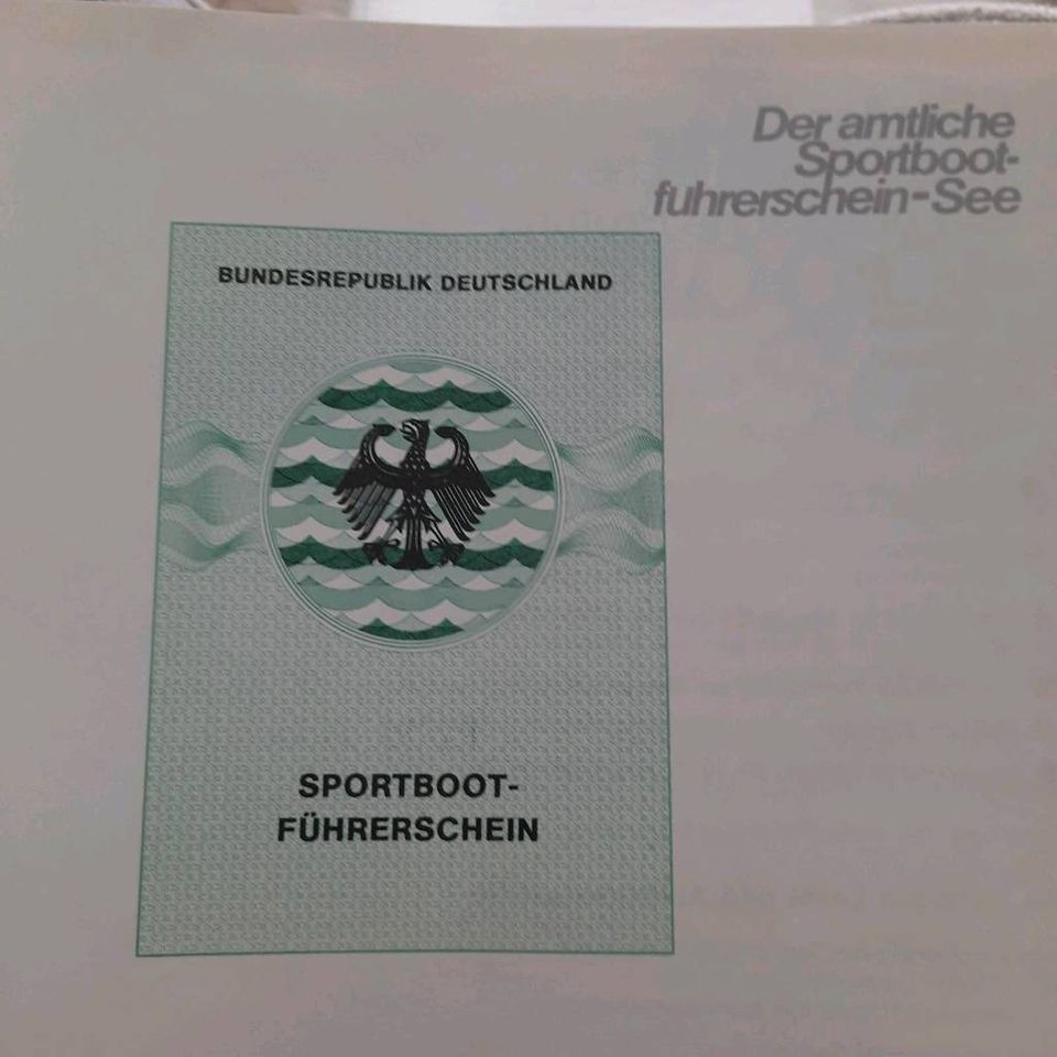 Der amtliche Sportbootführerschwin - See und Knotenbrett in Oberzent