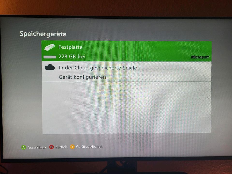 Xbox 360 S 250GB mit Kinect, 2 Controllern und 14 Spielen in Olpe