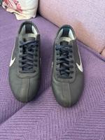 Nike Air Shox Rivalry Gr 42 Schuh Sneaker Nordrhein-Westfalen - Remscheid Vorschau