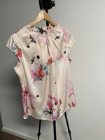 Comma Damen Kurzärmelige Bluse Floral Gr 40 Nordrhein-Westfalen - Engelskirchen Vorschau