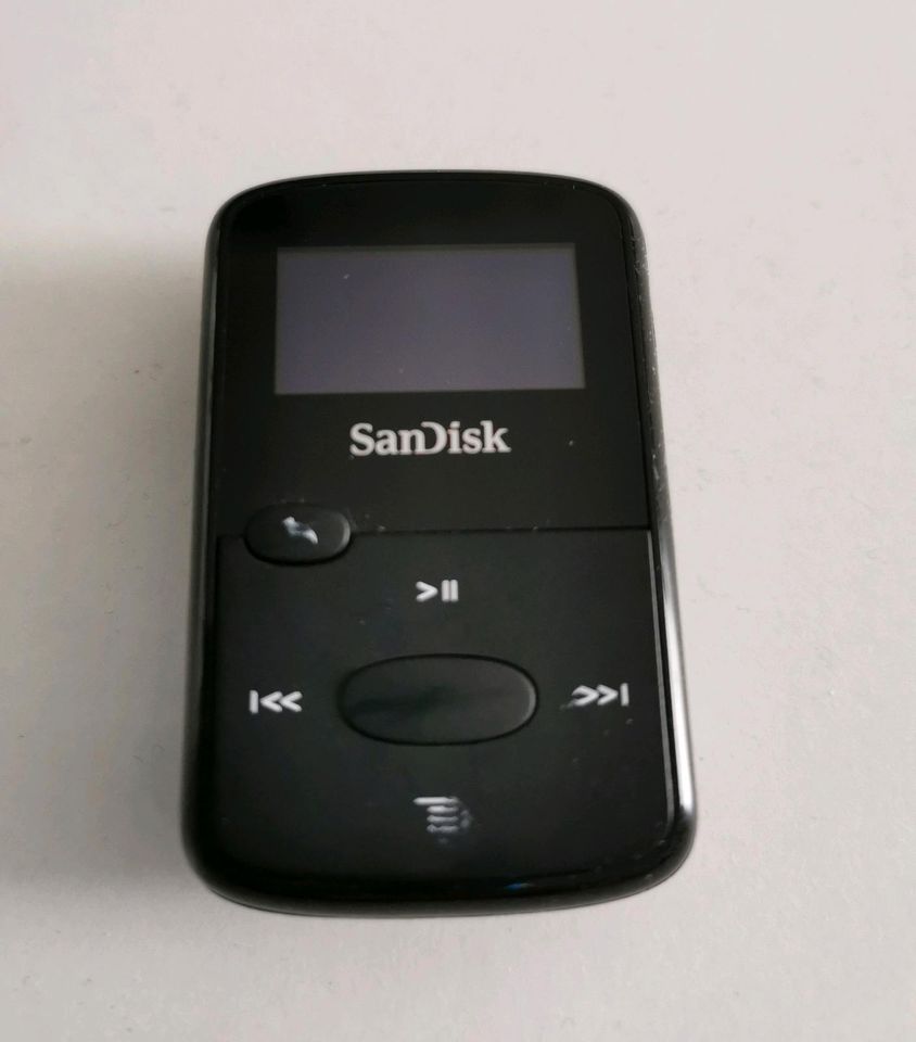 SanDisk MP3-Player 8 GB inkl. Zubehör in Minden