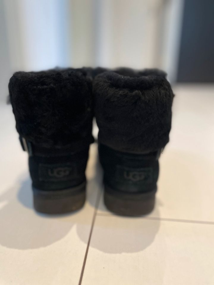 UGG Karel Boots schwarz 37 in Mainz