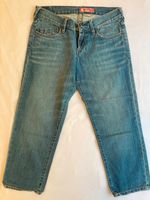 Capri-Jeans von H&M, reale Bundweite 26, maximal 27 Nordrhein-Westfalen - Siegen Vorschau