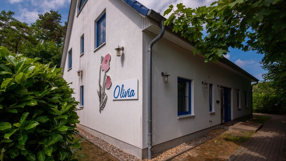 Me(e)hrfamilienhaus Olivia - Appartmenthaus mit 4 Einheiten im Seebad Juliusruh auf der Insel Rügen in Breege