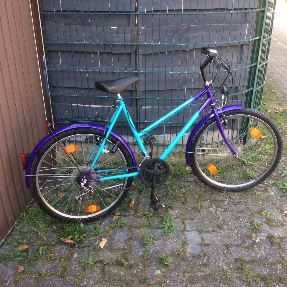 Fahrrad 18 Gang in Essen