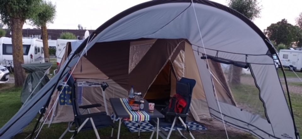 Trigano ZAMBESI Faltcaravan FAHRRADTRÄGER KOCHERUNTERSCHRANK in Bad Salzungen