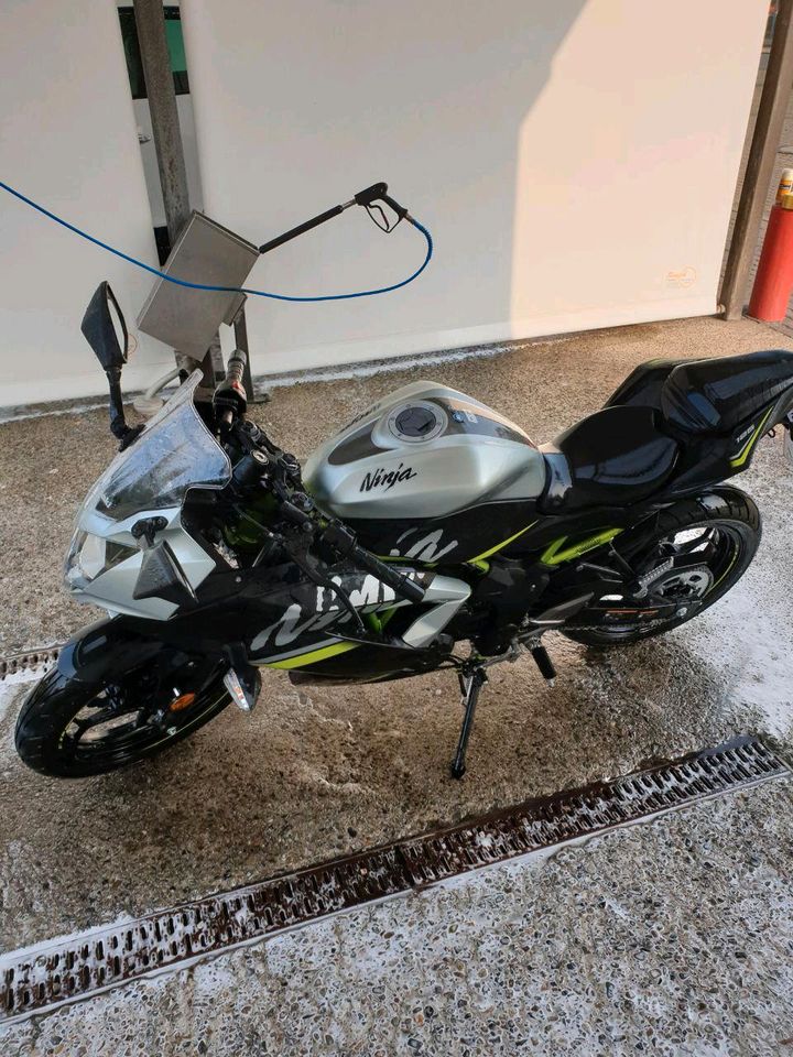 Kawasaki ninja 125 in Gifhorn