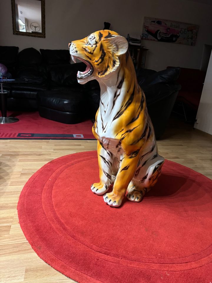 Tiger Porzellanfigur Keramik in Berlin