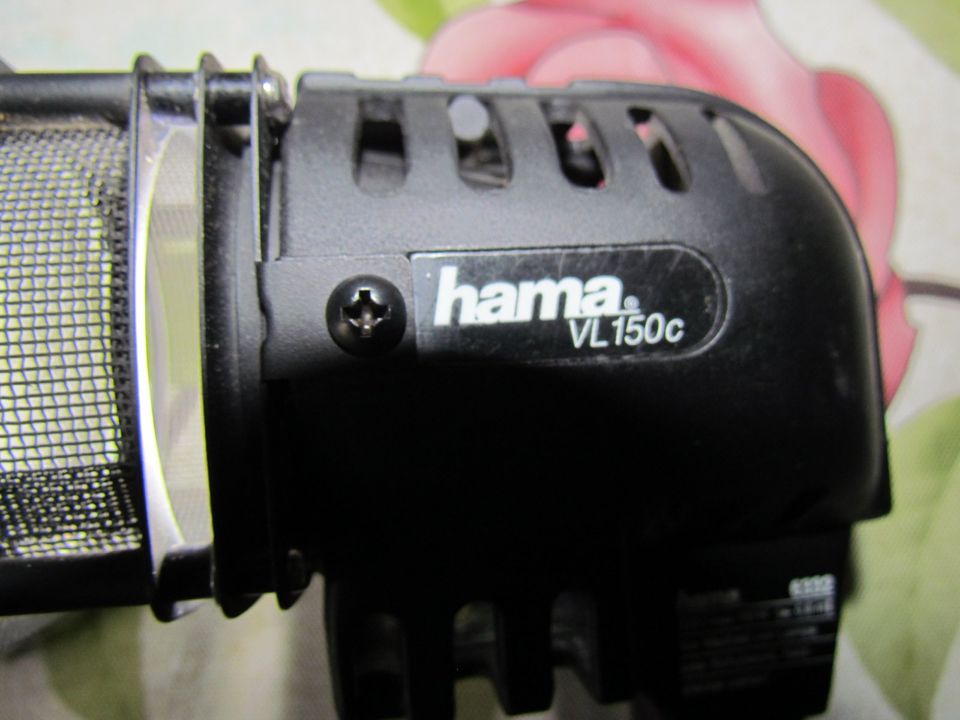 Video Lichte von HAMA VL-150C mit LED Lambe in Frankfurt am Main