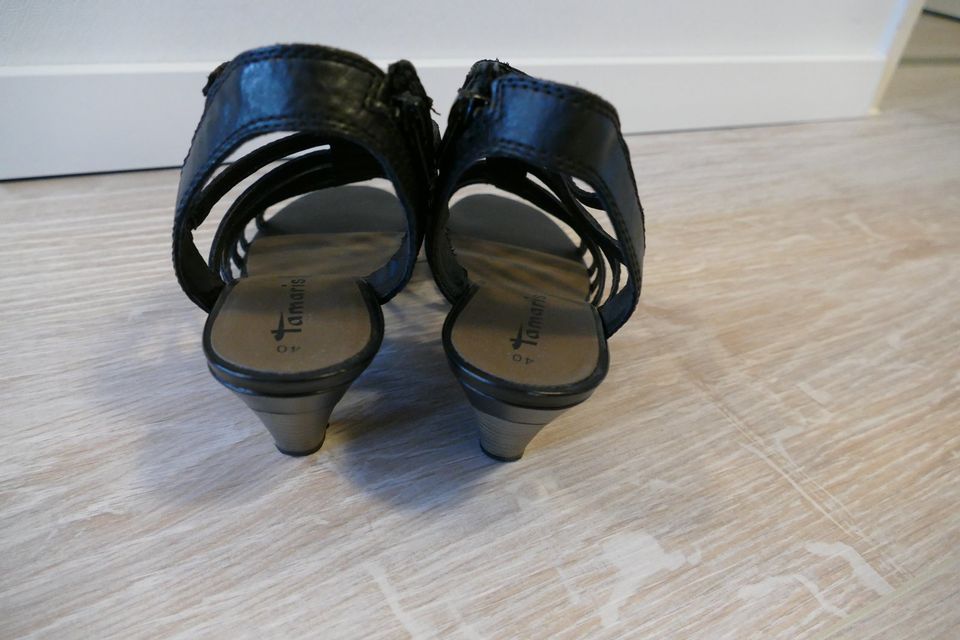 Tamaris Sommer Sandalen schwarz Riemchen Gr. 40 in Hagen