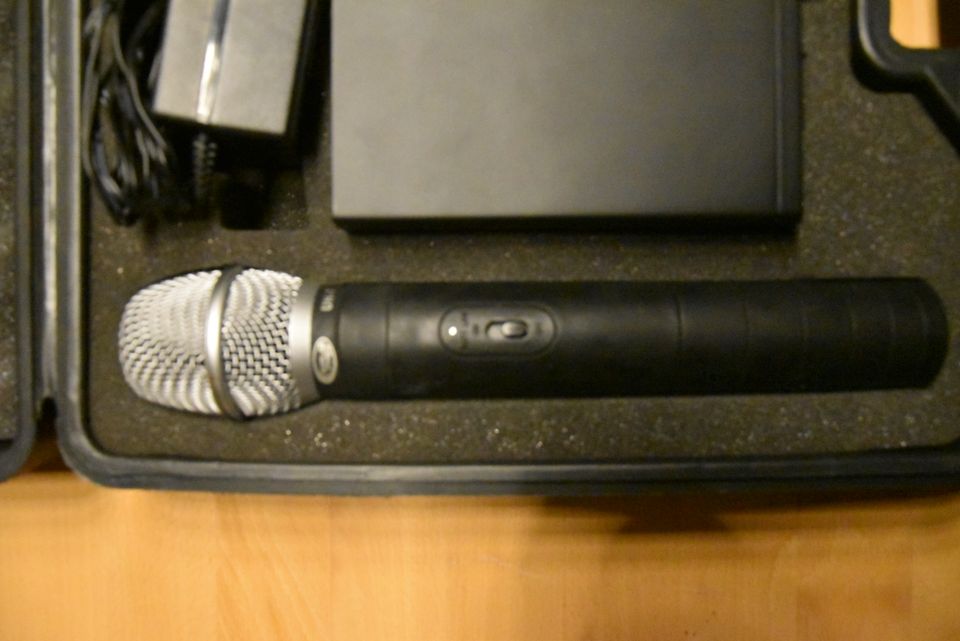 Sirius Pro Mikrofonanlage mit Receiver und Koffer in Gievenbeck