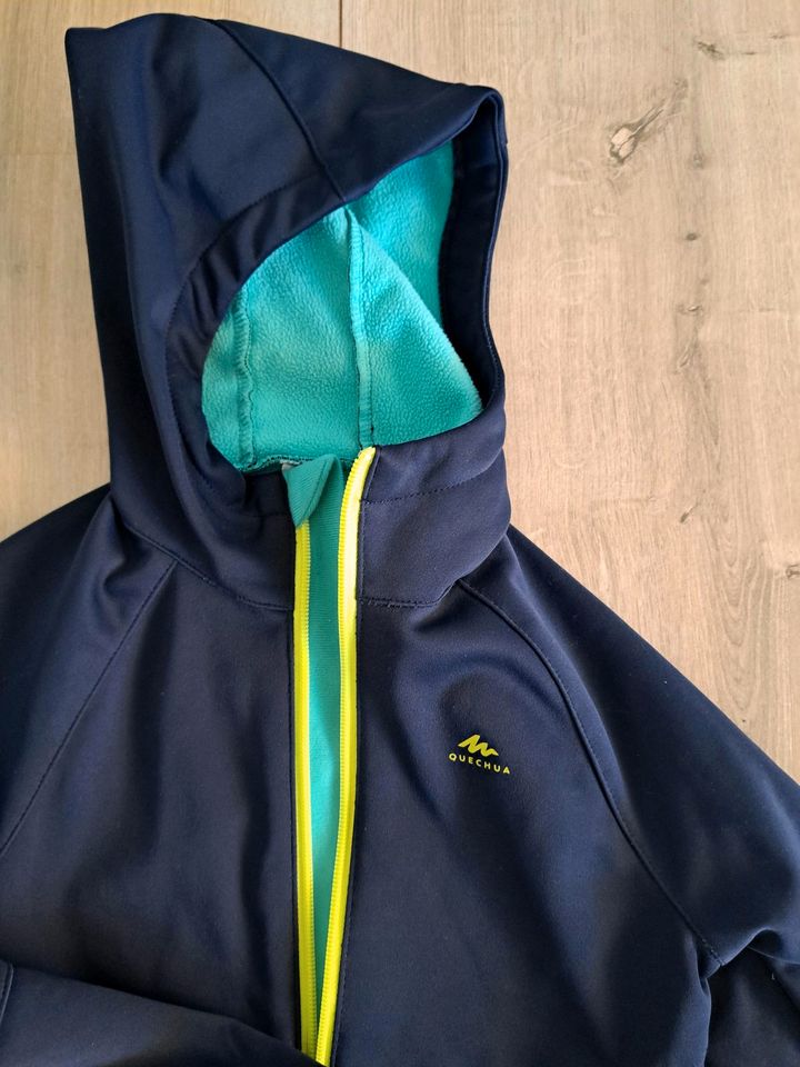 Softshell Jacke quechua in Bergheim