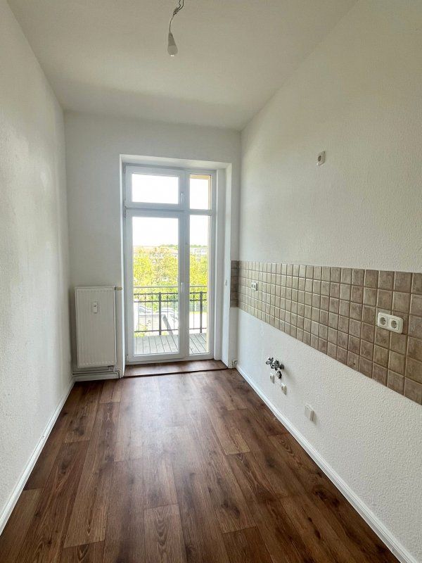 Renoviert und Balkon! 2-Raum Wohnung nahe dem Stadtzentrum in Eberswalde