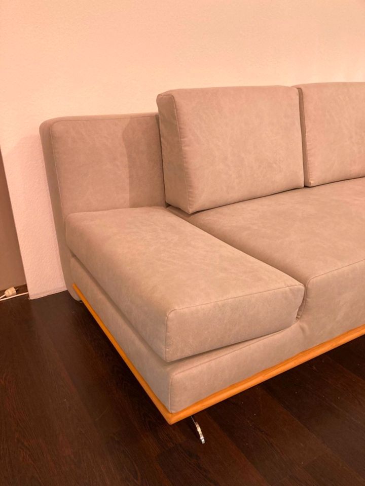 Modernes Schlafsofa Querschläfer Sofa mit Schlaffunktion | Sale in Borgentreich