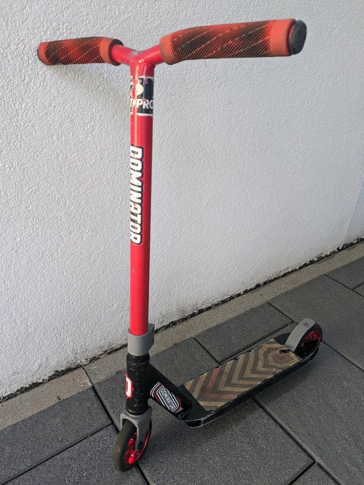 Stuntscooter Dominator in Rheinstetten