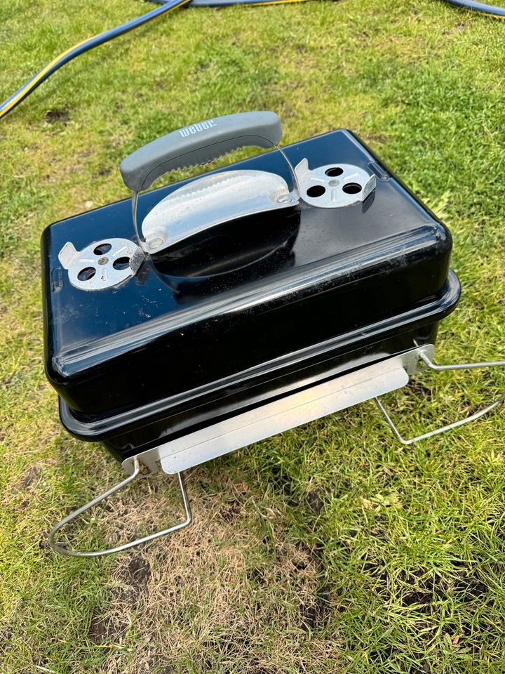 Weber Camping Grill in Lachendorf