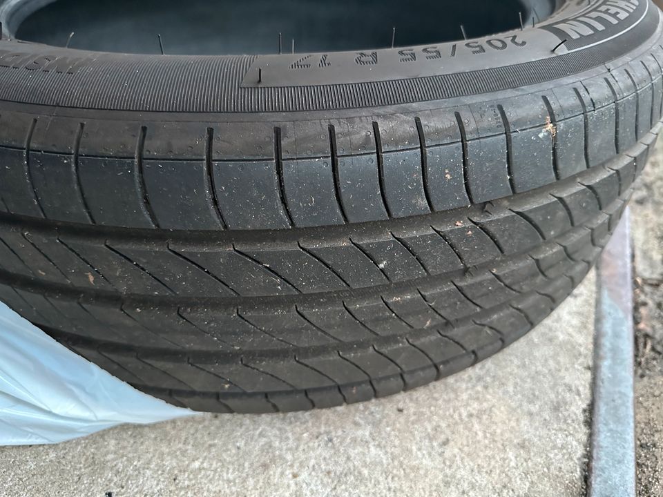 Neue Sommerreifen Michelin Primacy 4 205/55 R17 91V in Tangstedt 