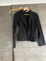 Schwarze taillierte Jeansjacke Bershka gr S Hessen - Grebenhain Vorschau