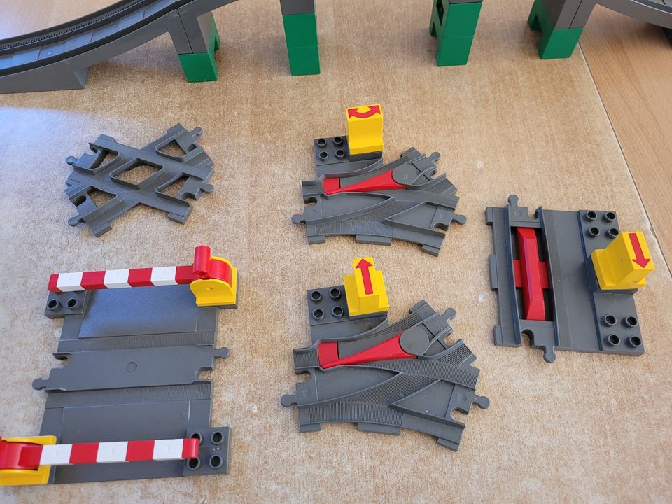 Lego Duplo Eisenbahnbrücke, kreuzung, Weichen, Bahnübergang in Stolberg (Rhld)