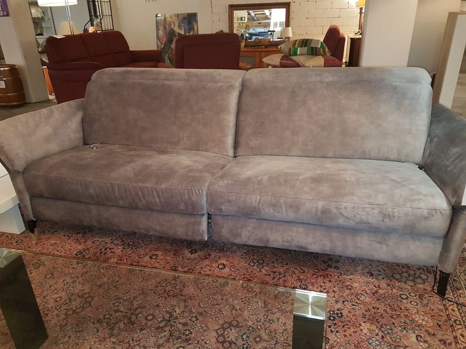 2er Couch von "Kabs" elektrisch verstellbar 2teilig in Hamburg