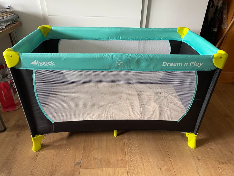 Hauck Dream n Play Babybett Reisebett Laufgitter inkl. Matratze in Brakel