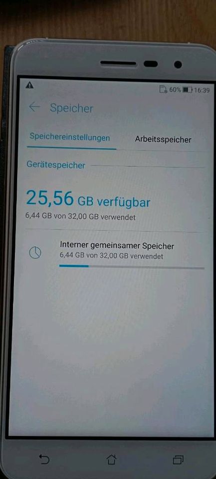 Smartphone von ASUS - Zenfone 3 (5,2" - ZE520KL) in Hannover