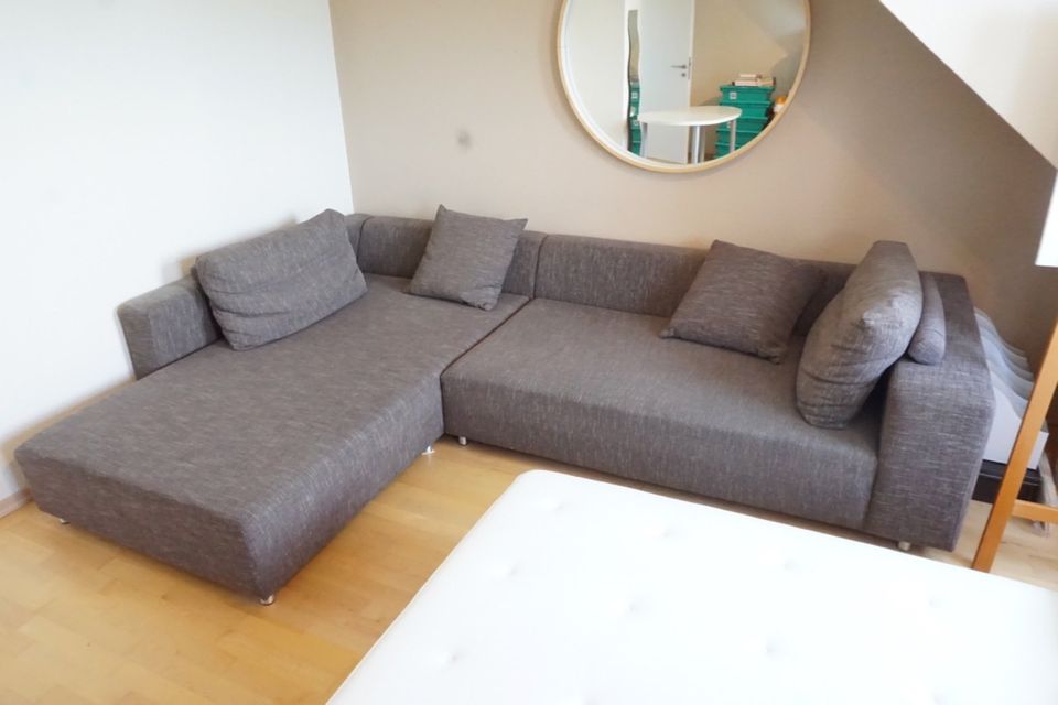 Sofa, Sitzecke in Schotten