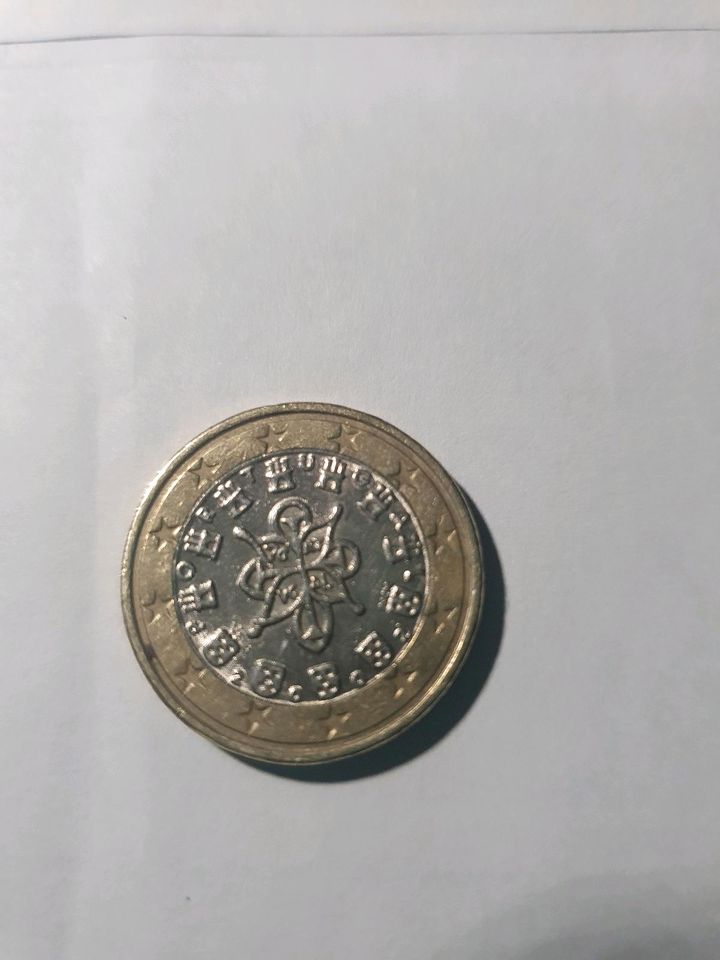 1 Euro Münze von Portugal 2002 in Elztal