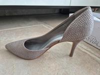 Raffinierter, taupefarbener "Catwalk" Pumps, UNGETRAGEN, Größe 39 Nordrhein-Westfalen - Nottuln Vorschau