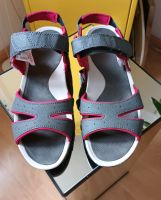 Damen Sandalen Quechua, Gr. 42, Grey Pink, sehr gut bis neuwertig München - Schwabing-Freimann Vorschau