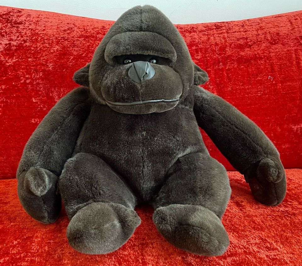 Gorilla Stofftier Plüschtier Figur braun groß XXL in Rheinland-Pfalz -  Ludwigshafen | Kuscheltiere günstig kaufen, gebraucht oder neu | eBay  Kleinanzeigen ist jetzt Kleinanzeigen