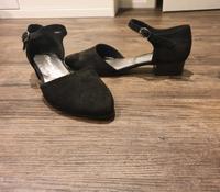 Pumps neu 38 Damen Schuhe schick schwarz Tamaris Baden-Württemberg - Fellbach Vorschau