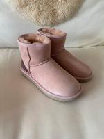UGG Boots Classic mini shine 36 Nordrhein-Westfalen - Moers Vorschau