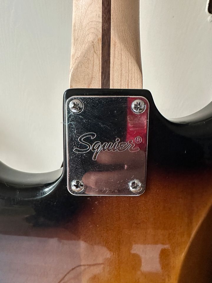 E-Gitarre Fender Sonic Stratocaster plus Fender Frontman 15G in Nottuln